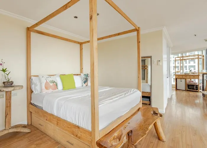 55-sqm Stunning View Wood House Poblacion Makati Manila