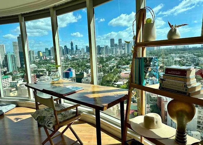 55-sqm Stunning View Wood House Poblacion Makati