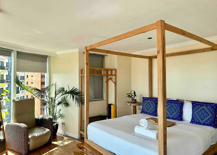 55-sqm Stunning View Wood House Poblacion Makati Apartment Manila